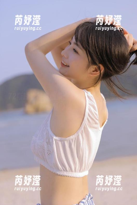 72斯 72斯睡衣写真图集:展现轻柔质感与迷人曲线的绝美艺术