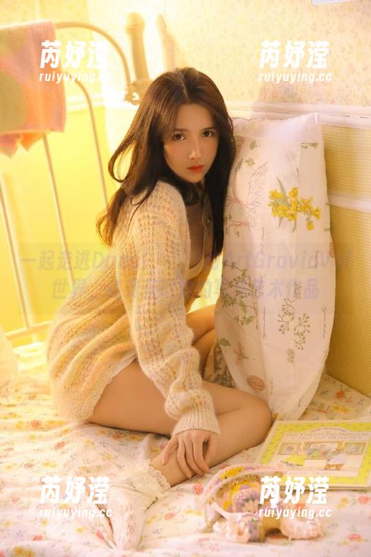 一起走进Dami(퀸다미)的ArtGraviaVol世界，免费获取她的写真艺术作品