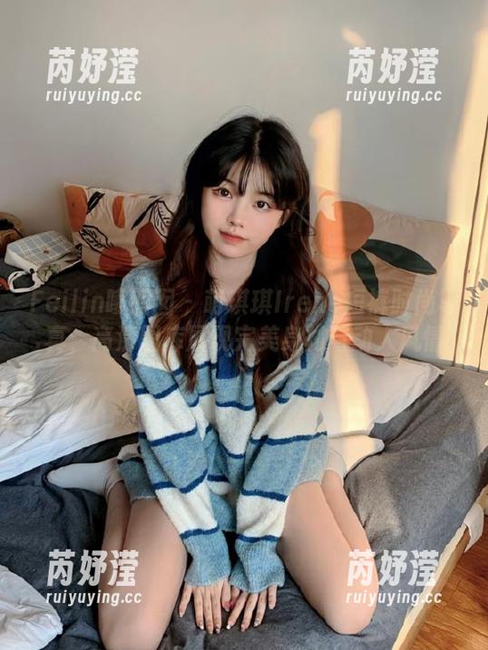 Feilin嗲囡囡 - 萌琪琪Irene短裤时尚写真，高清图库展现完美身材与动人风情