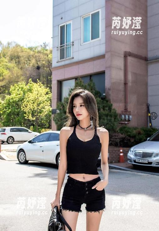 GIRLT果团网 - 唯美莫雅琪眼镜写真，梦幻图片合集带你畅游视觉盛宴