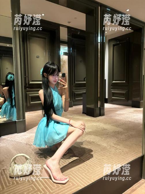 GIRLT果团网 果团网最新图包追逐梦想,女神叫你起床,心动时刻不容错过!