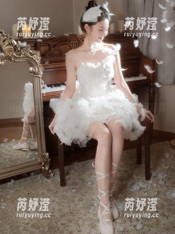 HuaYang花漾-赵惟依coco HuaYang花漾 - 赵惟依coco双马尾写真原图,捕捉每一个甜美瞬间