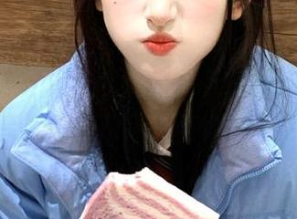 ISS山茶摄影 – 可爱的sela体操服图集，分享她的运动风采与青春气息！