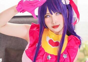 KaYa萱女神的魅力展现：无限创意的cos资源，带你进入时尚新天地