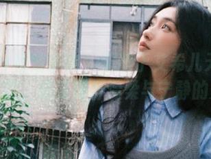 MFStar模范学院 – 沉醉于艾希儿无圣光的裸足写真，感受那份温柔与宁静的美好！