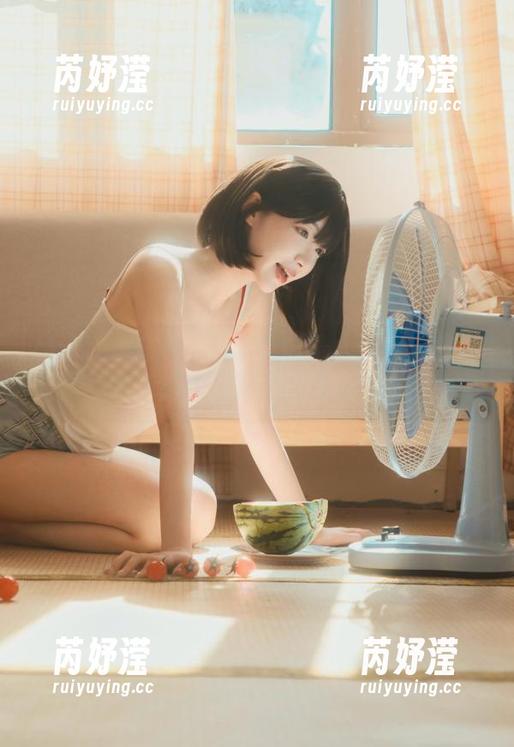 MiiTao蜜桃社 - 真实记录木楠Nan短裤风格，写真原图合集带你感受不一样的她