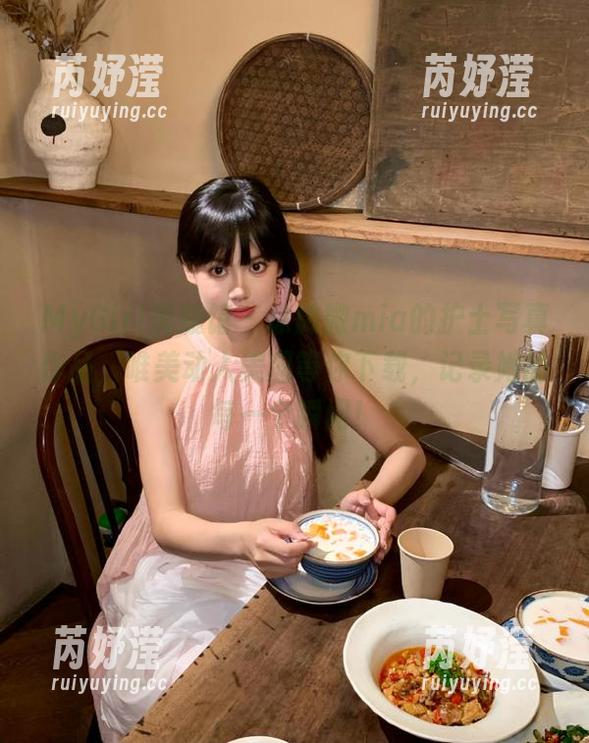MyGirl美媛馆 - 徐微微mia的护士写真作品，唯美动人美图等你下载，记录她的每一个瞬间！