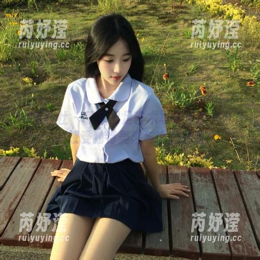 SSA丝社 - 菲菲裸足艺术写真资源大合集，感受独特美感与心灵共鸣