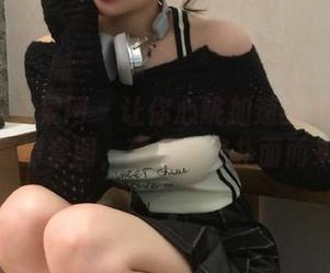 UGirls尤果网 – 让你心跳加速的乔依琳学妹高清套图，甜美气息扑面而来！