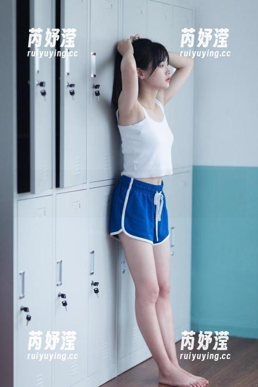 UGirls尤果网-张雪馨 UGirls尤果网 - 张雪馨在教室里的美图图集:捕捉最纯真的时刻