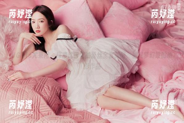 UGirls尤果网-沈诺馨 UGirls尤果网 - 探索沈诺馨的蕾丝全套美图,呈现梦幻般的摄影作品