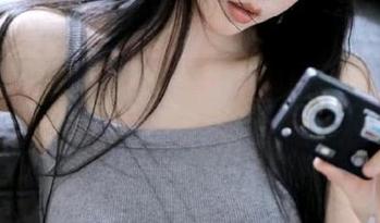 UGirls尤果网 – 谭晓彤的御姐写真作品集：精选独特视角下的优雅与力量