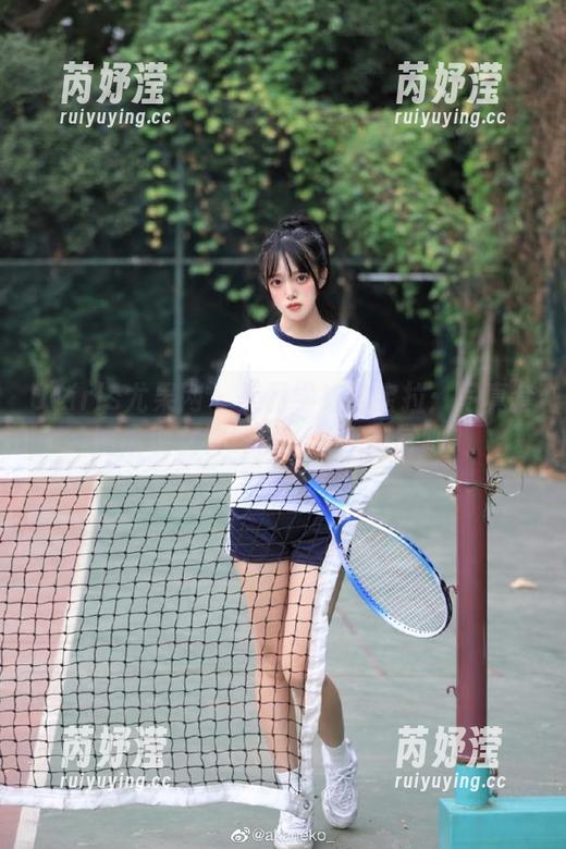 UGirls尤果网-陈宝拉 UGirls尤果网 - 美丽学姐陈宝拉:写真套图展现女神气质,快来欣赏吧!