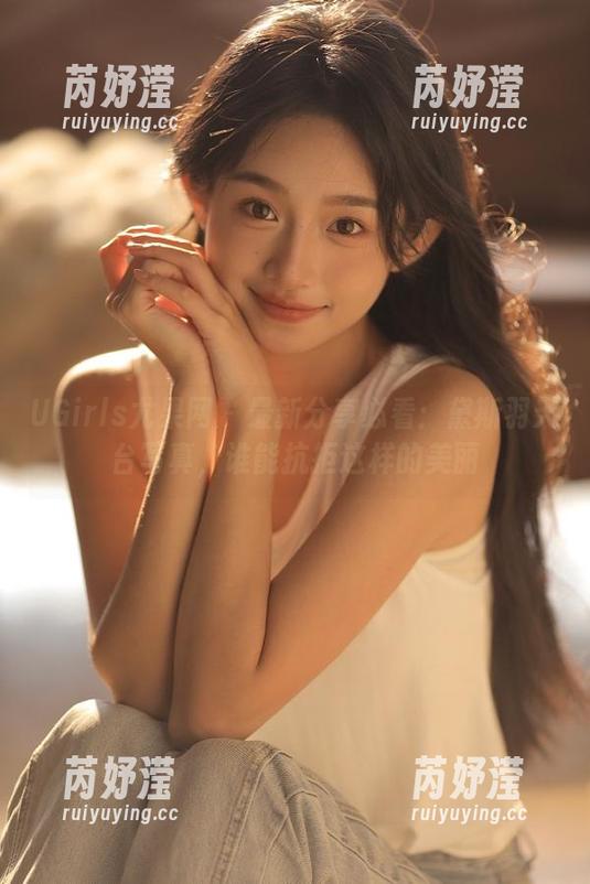 UGirls尤果网 - 最新分享必看：黛斯羽天台写真，谁能抗拒这样的美丽