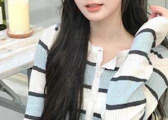XIAOYU语画界 – 感受赤足的自由，小尤奈高清美图展示了裸足写真中的自然与灵动之美