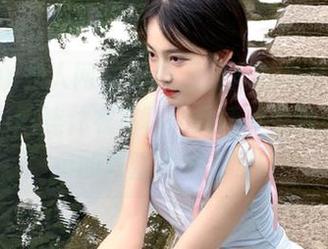 Xiuren秀人网 – 高清画面直击心灵，下载Erikaki连体衣写真，尽情享受视觉与心灵的双重震撼之旅！