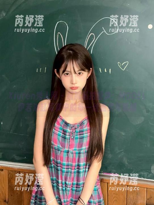 Xiuren秀人网 - 细腻私拍图集：MODEL伊若浴缸写真中的每一丝温柔与妩媚
