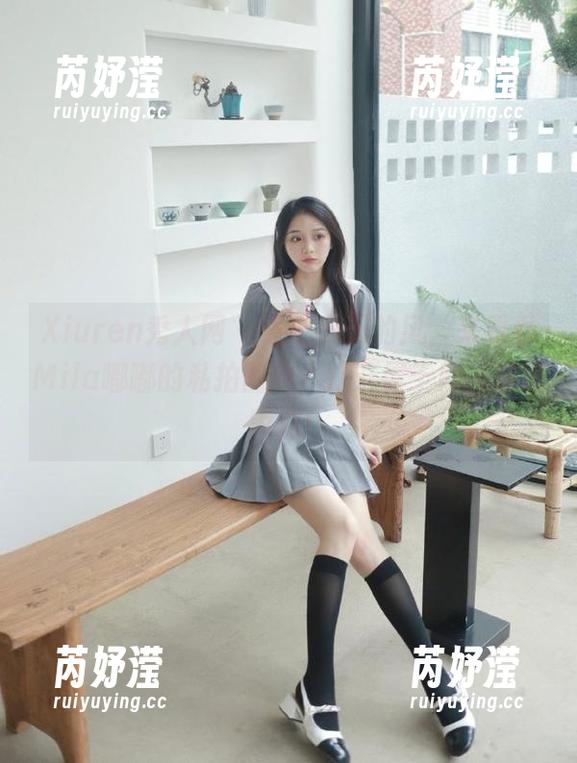 Xiuren秀人网 - 骑上夏天的风，来看看Mila嘟嘟的私拍图包，打开属于她的美好瞬间！