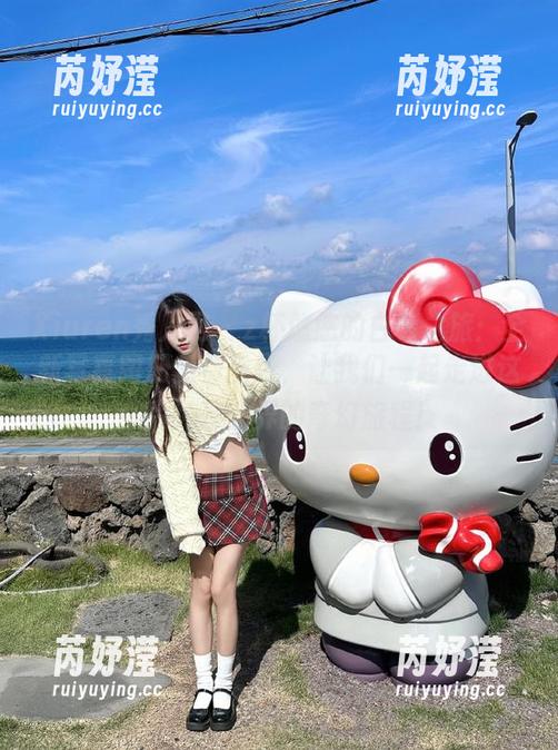 Xiuren秀人网 - z杯悠悠的白色之旅：全新写真图册免费上线，让我们一起走进这一片纯净世界的奇幻旅程！