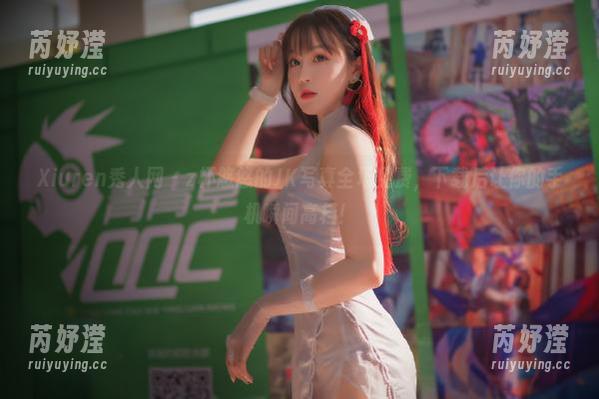 Xiuren秀人网-z杯悠悠 Xiuren秀人网 - z杯悠悠的JK写真全场免费,下载后让你的手机瞬间高档!