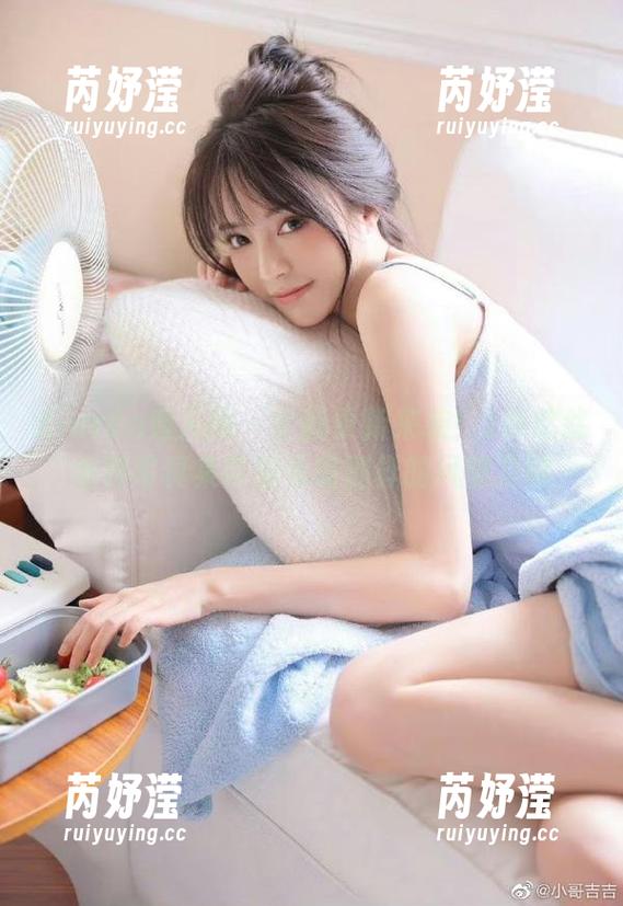 Xiuren秀人网-z杯悠悠 Xiuren秀人网 - 全新更新来袭!z杯悠悠女神写真集带你领略别样的风情万种