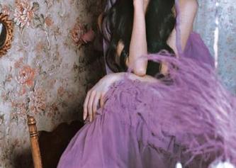 Xiuren秀人网 – 超美！最新的伊丽莎有点白女友写真套图，瞬间提升你的时尚感！