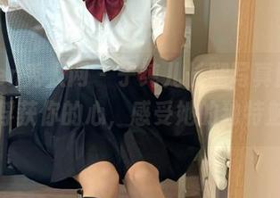 Xiuren秀人网 – 子纯儿长腿写真图包，瞬间俘获你的心，感受她的独特魅力！