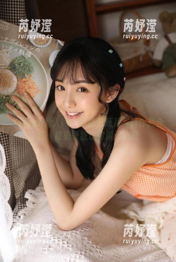 Xiuren秀人网 - 小芭乐短裙写真作品合集，超美壁纸让你瞬间心动