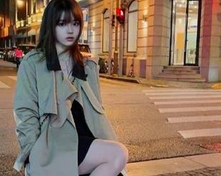 Xiuren秀人网 – 小雨baby居家写真合集，分享她在家的各种风格，下载不容错过！