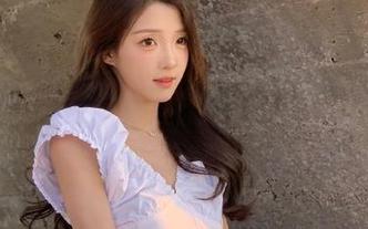 Xiuren秀人网 – 曦宝儿倾情奉献，女王级写真图片大集合，马上下载体验！