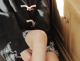 Xiuren秀人网 – 林文文的黑丝写真定制，让我们在自嘲中找到了优雅的自信