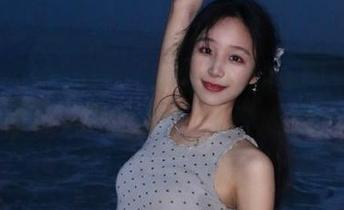 Xiuren秀人网 – 白兔西希的秘密写真作品，超萌资源大集合，让人心动不已！