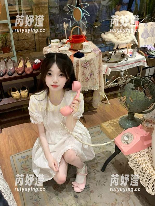 Xiuren秀人网-白浅浅 Xiuren秀人网 - 白浅浅以白丝为主题的高清写真作品,让你一次看个够!
