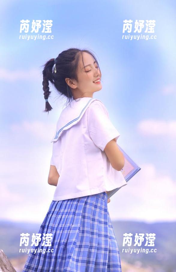 Xiuren秀人网 - 从短裙到私拍：白琮瑗的美图里藏着你不知道的搞笑小秘密