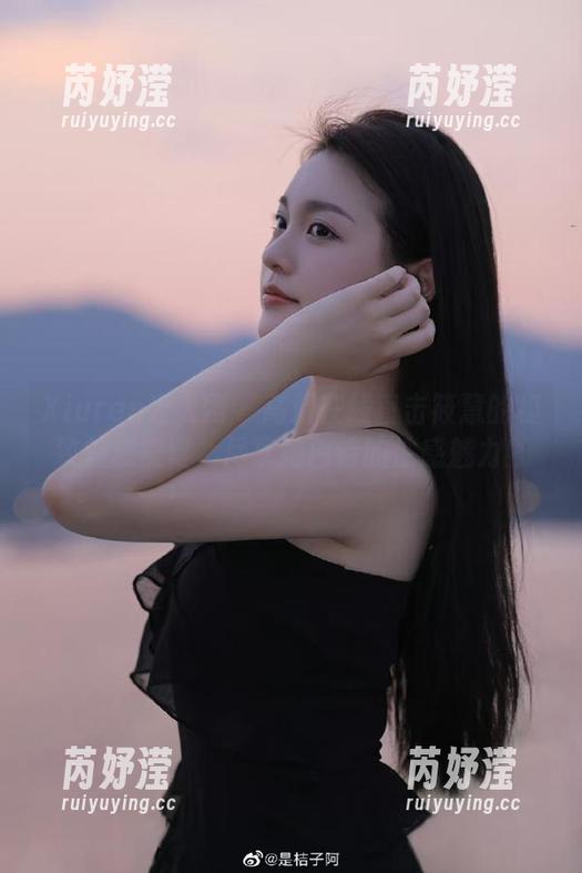 Xiuren秀人网-筱慧 Xiuren秀人网 - 高清在线直击筱慧的极致魅惑美臀,尽享她独特的性感魅力!