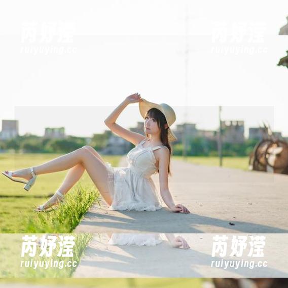 Xiuren秀人网 - 最新发布！糯米nm的夏天作品，写真风格扑面而来，美丽无处不在！
