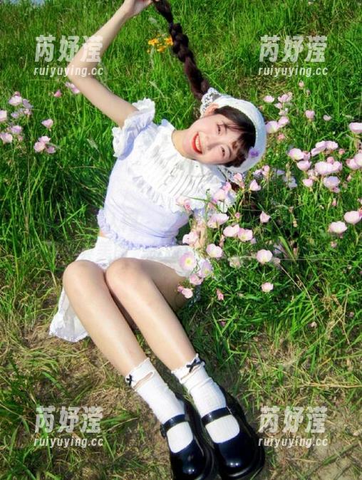 Xiuren秀人网 - 独家发布！赵惟依coco网袜写真美图，全网免费让你一睹为快！
