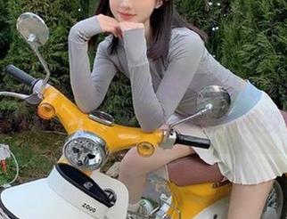 Xiuren秀人网 – 一览陈雅漫VICKY的纯白私房图集，是否会成为你心中的视觉盛宴