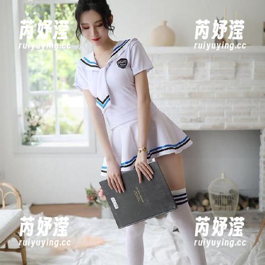 Xiuren秀人网 - 雪瑞Lisa短裙写真珍藏合集：多元化资源，尽显优雅与活力