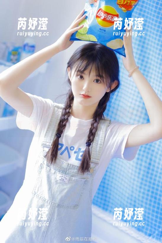 Xiuren秀人网 - 获得韩静安美丽套装写真，网盘下载链接已更新，快速获取！