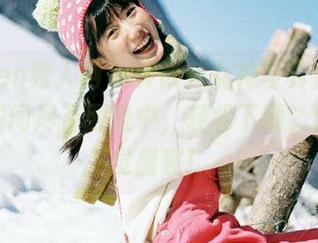 Xiuren秀人网 – 黄歆苑女神写真合集，绝美瞬间尽在网盘中，轻松下载，畅享视觉盛宴！