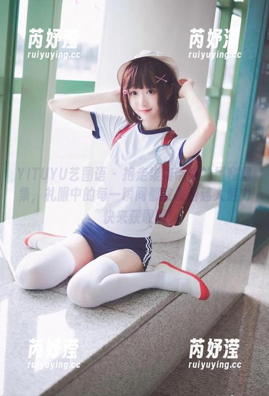 YITUYU艺图语-抱走柒柒 YITUYU艺图语 - 抱走柒柒带来的福利图集,礼服中的每一瞬间都散发着迷人魅力,快来获取吧!
