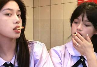 YouMi尤蜜荟 – 感受小尤奈的连体衣魅力，精彩写真合集等你来欣赏