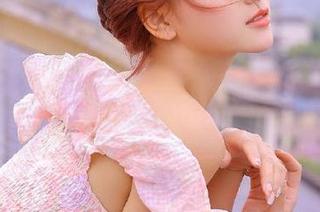YouMi尤蜜荟 – 小茶茶tea黑白风格写真更新，全新图片带你走进她的艺术世界
