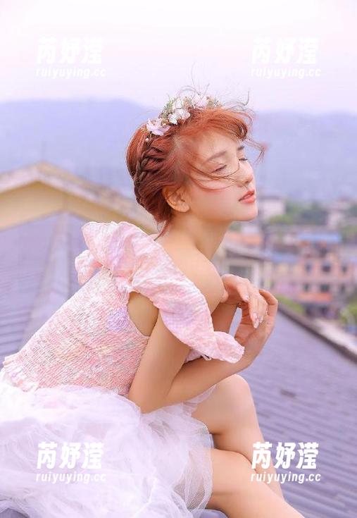 YouMi尤蜜荟-小茶茶tea YouMi尤蜜荟 - 小茶茶tea黑白风格写真更新,全新图片带你走进她的艺术世界