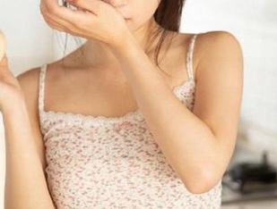 YouMi尤蜜荟 – 是小逗逗的粉色胶囊，美图合集让你沉浸在梦幻里！