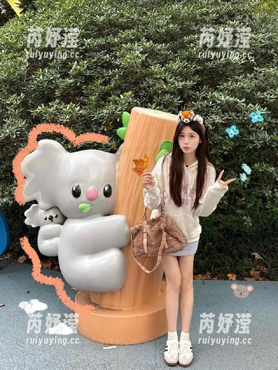 YouMi尤蜜荟 - 筱慧cindy的私房粉色探秘，为什么每个图包都娇俏可人、让人沉迷？