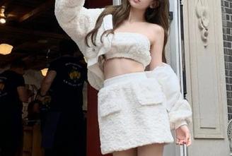 YouWu尤物馆 – 探索安娜金的定制风格：御姐主题的精美图片合集