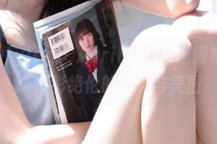 beautyleg – Avril带你领略眼镜世界：精彩绝伦的写真与美图