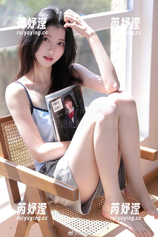 beautyleg-Avril beautyleg - Avril带你领略眼镜世界:精彩绝伦的写真与美图